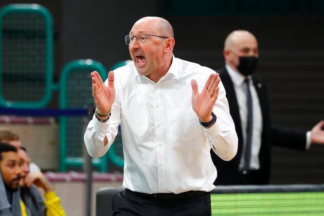 19 Matchday of the easyCredit BBL Basketball Bundesliga at Oberfrankenhalle in Bayreuth Bavaria Germany season 2020 2021 Medi Bayreuth vs EWE Baskets Oldenburg Mladen Drijencic EWE Baskets Oldenburg coach