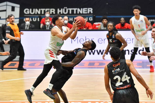 Basketball, BBL, Niners Chemnitz - Bayern Muenchen