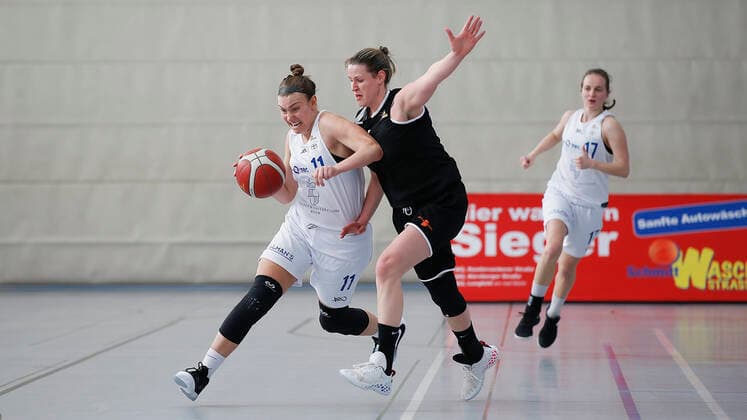 Basketball, Women, 2nd DBBL, Qool Sharks Würzburg - Falcons Bad Homburg
