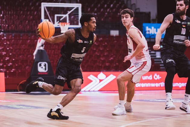 Basketball, 2. BL, ProA, Artland Dragons Quakenbrück - Science City Jena