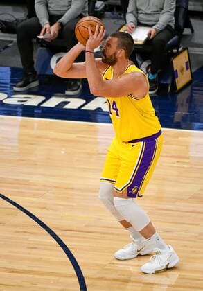 Los Angeles Lakers center Marc Gasol takes a shot during first half of the NBA, Basketball Herren, USA basketball game between the Los Angeles Lakers and the Minnesota Timberwolves at Target Center in Minneapolis, Minnesota, USA, 16 February 2021. Los Angeles Lakers vs. Minnesota Timberwolves !ACHTUNG: NUR REDAKTIONELLE NUTZUNG!  Copyright: xCRAIGxLASSIGx AME6240 20210217-637491273860910531