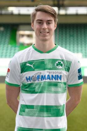 17 02 2021 SpVgg Spielvereinigung Greuther Fürth cloverleaf season 2020 2021 photo appointment portrait appointment Gian Luca Gian Luca Itter 27, SpVgg Greuther Fürth single photo single photo portrait portrait header photo