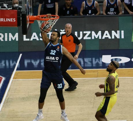 Lorenzo Brown of Fenerbahce and Johannes Thiemann (32) of Alba Berlin during the Turkish Airlines Euroleague basketball match between Fenerbahce Beko and Alba Berlin at Ulker arena in Istanbul , Turkey on February 19 , 2021. 