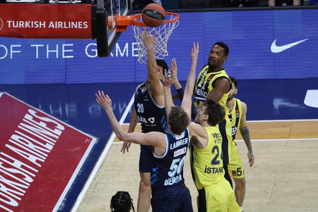 Jan Vesely (24) , Dyshawn Pierre (21) of Fenerbahce and Ben Lammers (50) , Simone Fontecchio (20) of Alba Berlin during the Turkish Airlines Euroleague basketball match between Fenerbahce Beko and Alba Berlin at Ulker arena in Istanbul , Turkey on February 19 , 2021. 
