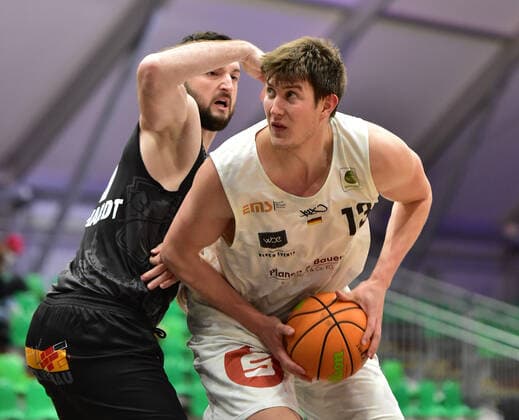 19 02 2021 Basketball Season 2020 2021 2 Bundesliga Pro A 22 Spieltag Nürnberg Falcons Basketball Club NBC Kirchheim Knights OGo Andreas Kronhardt 47, Kirchheim Knights Jonathan Maier 13, Nürnberg Falcons BC NBC