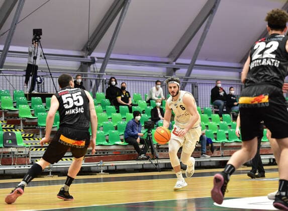 Basketball, 2. BL Pro-A, Nürnberg Falcons - Kirchheim Knights