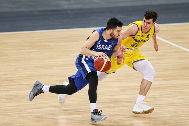 19.02.2021 GLIWICE, GLIWICE ARENA?KOSZYKOWKA (BASKETBALL) , KWALIFIKACJE MISTRZOSTW EUROPY FIBA EUROBASKET 2021 ( European Championship, EM, Europameisterschaft QUALIFICATION FIBA EUROBASKET 2021 BANKA GLIWICE ( BUBBLE GLIWICE ?MECZ RUMUNIA - IZRAEL ( GAME ROMANIA ISRAEL )?NZ TAMIR BLATT, MARCU BADIU?FOTO LUKASZ GROCHALA CYFRASPORT NEWSPIX.PL --- Newspix.pl  20210219CSLG0014