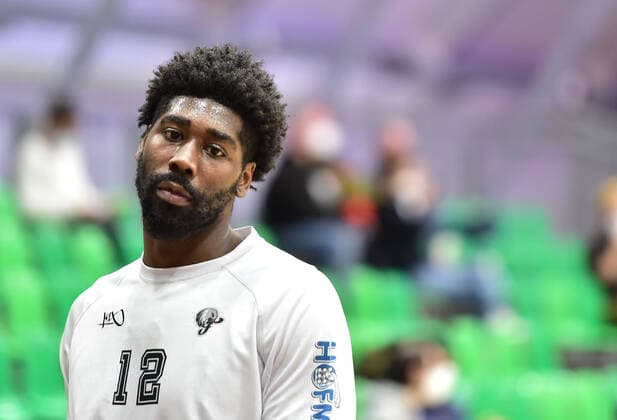 19 02 2021 Basketball Season 2020 2021 2 Bundesliga Pro A 22 Matchday Nuremberg Falcons Basketball Club NBC Kirchheim Knights OGo Mario Bowler Nuremberg Falcons BC NBC before the start of the game