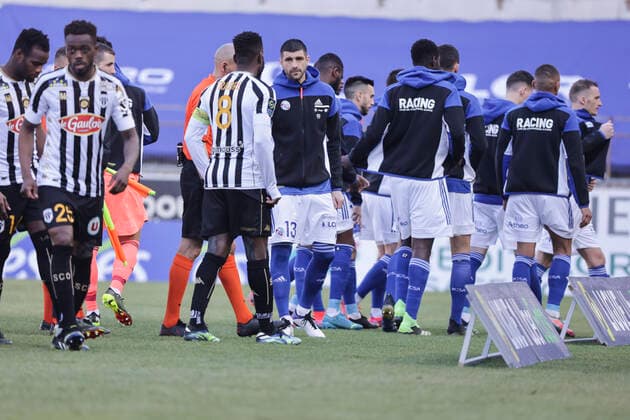Stefan Mitrovic 13 FOOTBALL : Strasbourg vs Angers - Ligue 1 Uber Eats - 21 02 2021 ElyxandroCegarra Panoramic 