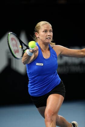 ADELAIDE, AUSTRALIA - FEBRUARY 23: Shelby Rogers of United States plays a forehand against Johanna Konta of Great Britain during their singles match on day two of the Adelaide International tennis tournament at Memorial Drive on February 23, 2021 in Adelaide, Australia. (Photo by Peter Mundy Speed Media Icon Sportswire) TENNIS: FEB 23 - Adelaide International Icon210223051