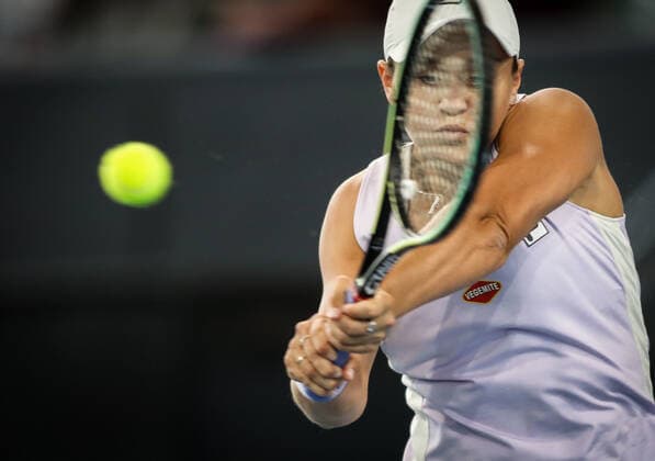 TENNIS ADELAIDE INTERNATIONAL, Ash Barty of Australia during the round 3 match against Danielle Collins of the USA during the Adelaide International Tennis Tournament, at Memorial Drive, Adelaide, Wednesday, February 24, 2021. ( NO ARCHIVING, EDITORIAL USE ONLY, NO USE IN BOOKS WITHOUT CONSENT  Copyright: xMATTxTURNERx 20210224001522888152