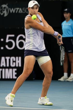 ADELAIDE, AUSTRALIA - FEBRUARY 24: Ash Barty of Australia plays a shot against Danielle Collins of United States during their singles match on day three of the Adelaide International tennis tournament at Memorial Drive on February 24, 2021 in Adelaide, Australia. (Photo by Peter Mundy Speed Media Icon Sportswire) TENNIS: FEB 24 - Adelaide International Icon210224238