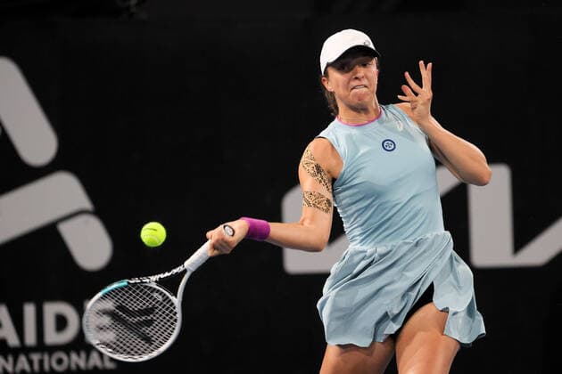 ADELAIDE, AUSTRALIA - FEBRUARY 24: Iga Swiatek of Poland plays a shot against Maddison Inglis of Australia during their singles match on day three of the Adelaide International tennis tournament at Memorial Drive on February 24, 2021 in Adelaide, Australia. (Photo by Peter Mundy Speed Media Icon Sportswire) TENNIS: FEB 24 - Adelaide International Icon210224260