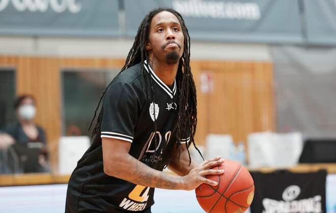 24 02 2021, Basketball, BBL 2020 2021, 17 matchday, s Oliver Wuerzburg JobStairs GIESSEN 46ers, GER, s Oliver Arena in Wuerzburg, new addition, Robert Lowery s Oliver Wuerzburg. Copyright: HMBxMedia xHeikoxBecker