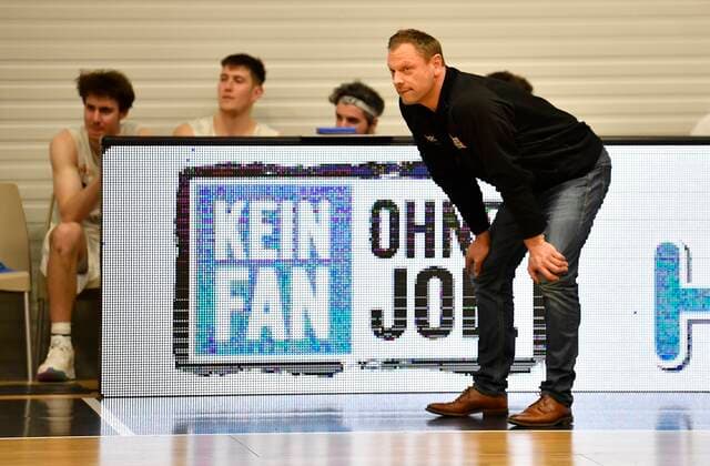 24 02 2021 Basketball Saison 2020 2021 2 Bundesliga Pro A 10 Spieltag Nürnberg Falcons Basketball Club NBC Uni Baskets Paderborn Ralph Junge Trainer Geschäftsführer Headcoach Nürnberg Falcons BC NBC