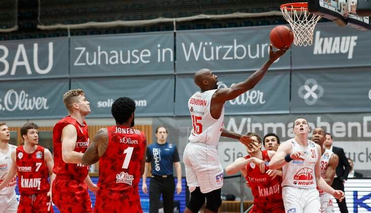 24 02 2021, Basketball, BBL 2020 2021, Matchday 17, s Oliver Wuerzburg JobStairs GIESSEN 46ers, GER, s Oliver Arena in Wuerzburg Picture Brandon Bowman JobStairs GIESSEN 46ers , Copyright: HMBxMedia xHeikoxBecker