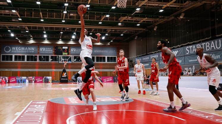 24 02 2021, Basketball, BBL 2020 2021, Matchday 17, s Oliver Wuerzburg JobStairs GIESSEN 46ers, GER, s Oliver Arena in Wuerzburg Picture Diante Garrett JobStairs GIESSEN 46ers , Copyright: HMBxMedia xHeikoxBecker