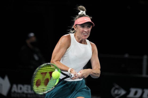 ADELAIDE, AUSTRALIA - FEBRUARY 25: Storm Sanders of Australia plays a shot against Belinda Bencic of Switzerland during their singles match on day four of the Adelaide International tennis tournament at Memorial Drive on February 25, 2021 in Adelaide, Australia. (Photo by Peter Mundy Speed Media Icon Sportswire) TENNIS: FEB 25 - Adelaide International Icon210225250