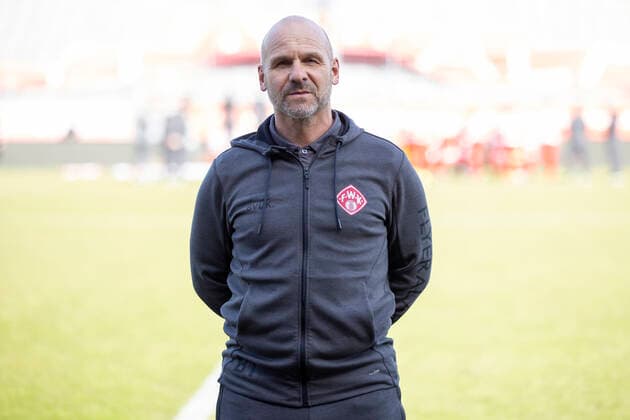 Coach Bernhard Trares, FC Würzburger Kickers, 2 Bundesliga, portrait date 2020 2021, Copyright: FWK HMBxMedia xHeikoxBecker