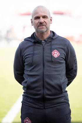 Coach Bernhard Trares, FC Würzburger Kickers, 2 Bundesliga, portrait date 2020 2021, Copyright: FWK HMBxMedia xHeikoxBecker