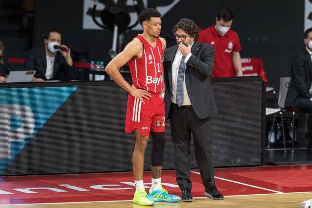 Basketball, Euroleague, FC Bayern Munich Maccabi Tel Aviv In the picture Wade BALDWIN FC Bayern Munich, 2 and Head Coach of FC Bayern Munich Andrea TRINCHIERI Munich Audi Dome Bayern Germany Copyright: Passion2Press.dex xMarkusxFischerx