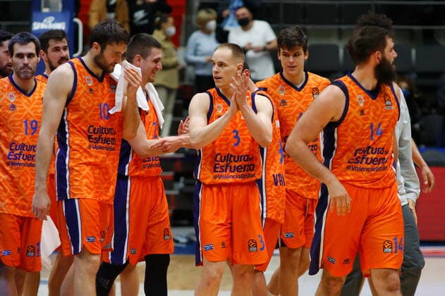 Russian Federation. Saint-Petersburg. Sibur Arena. Basketball. Regular Season, Euroleague 2020-2021, BC Zenit Saint Petersburg - BC Valencia. Player of the Valencia basketball club MaksimxKonstantinov