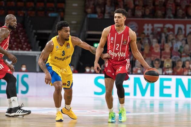 Basketball, Euroleague, FC Bayern Munich Maccabi Tel Aviv In the picture Chris JONES Maccabi Tel Aviv, 3 and Wade BALDWIN FC Bayern Munich, 2 Munich Audi Dome Bayern Germany Copyright: Passion2Press.dex xMarkusxFischerx