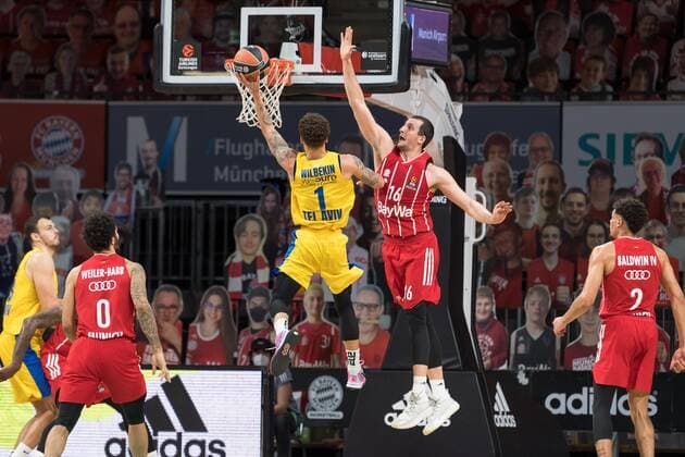 Basketball, Euroleague, FC Bayern Munich Maccabi Tel Aviv In the picture Scottie WILBEKIN Maccabi Tel Aviv, 1 and Paul ZIPSER FC Bayern Munich, 16 basket Munich Audi Dome Bayern Germany Copyright: Passion2Press.dex xMarkusxFischerx