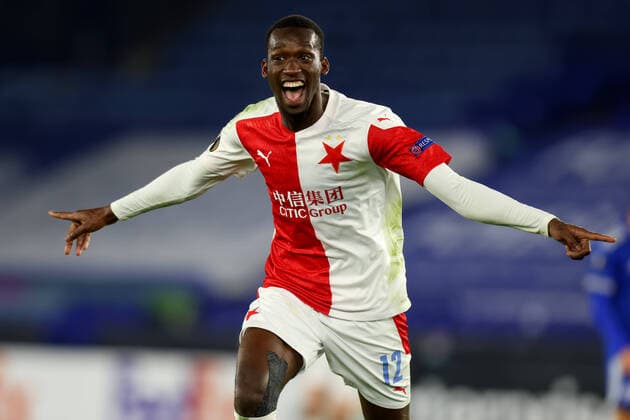 Bilder des Jahres 2021, Sport 02 Februar Sport Themen der Woche KW08 25th February 2021; King Power Stadium, Leicester, Midlands, England; UEFA Europa League Football, Knockout Round, Leicester City versus Slavia Prague; Abdallah Sima of Slavia Prague celebrates after he scores for 0-2 in the 79th minute  ActionPlus12269597 ShaunxBrooks