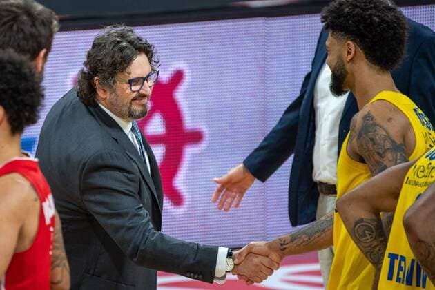 Head Coach Andrea Trinchieri FC Bayern , FC Bayern Basketball vs Maccabi Tel Aviv, EuroLeague, 25 02 2021 Muenchen Bayern Germany Copyright: xkolbert-press UlrichxGamelx