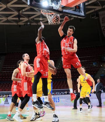 25 02 2021, EuroLeague, FCB Basketball vs Maccabi Tel Aviv, Audi Dome Muenchen, Sport, in picture Nick Weiler Babi FCB Basketball , Paul Zipser FCB Basketball , James Gist FCB Basketball , Vladimir Lucic FCB Basketball