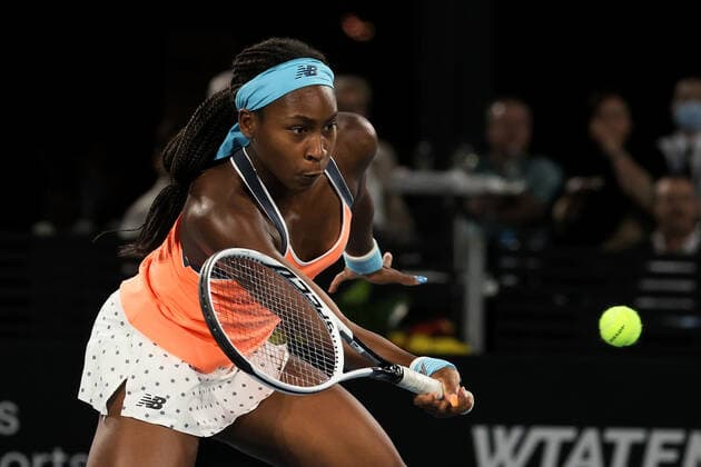 ADELAIDE, AUSTRALIA - FEBRUARY 26: Coco Gauff of United States plays a shot against Belinda Bencic of Switzerland during their singles match on day five of the Adelaide International tennis tournament at Memorial Drive on February 26, 2021 in Adelaide, Australia. (Photo by Peter Mundy Speed Media Icon Sportswire) TENNIS: FEB 26 - Adelaide International Icon210226219