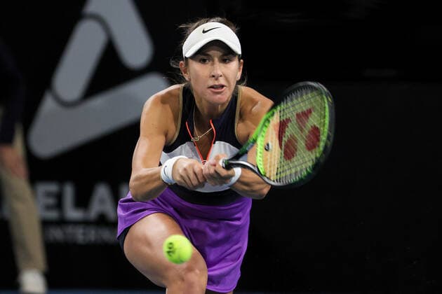 ADELAIDE, AUSTRALIA - FEBRUARY 26: Belinda Bencic of Switzerland plays a shot against Coco Gauff of United States during their singles match on day five of the Adelaide International tennis tournament at Memorial Drive on February 26, 2021 in Adelaide, Australia. (Photo by Peter Mundy Speed Media Icon Sportswire) TENNIS: FEB 26 - Adelaide International Icon210226240