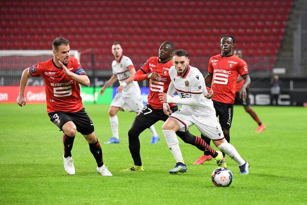11 AMINE GOUIRI (NICE) - 03 DAMIEN DA SILVA (REN) FOOTBALL : Rennes vs Nice - Ligue 1 Uber Eats - 26 02 2021 FEP Panoramic 