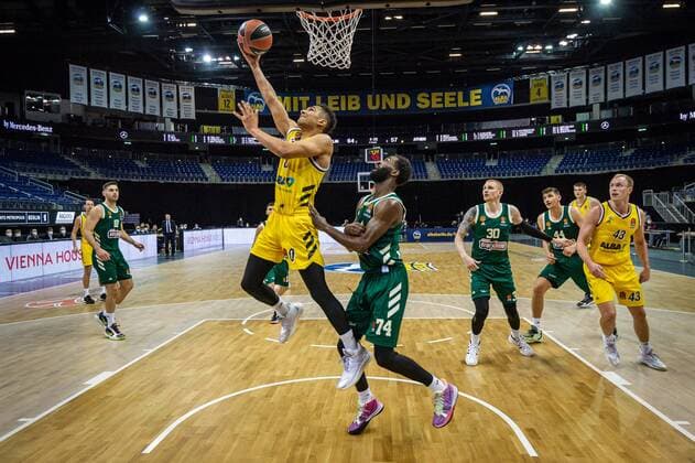 Basketball Berlin 26 02 2021 Season 2020 2021 Euroleague Regular Season Alba Berlin Panathinaikos Athens Maodo Lo Alba Berlin, No 00 Howard Sant Roos Panathinaikos, No 74