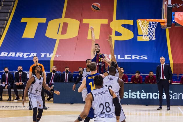 February 26, 2021, Barcelona, Barcelona, Spain: Alex Abrines of FC Barcelona, Barca shoot to basket during the Turkish Airlines EuroLeague match between Fc Barcelona and LDLC ASVEL Villeurbanne at Palau Blaugrana on February 26, 2021 in Barcelona, Spain. Barcelona Spain - ZUMAa181 20210226_zaa_a181_066 Copyright: xJavierxBorregox