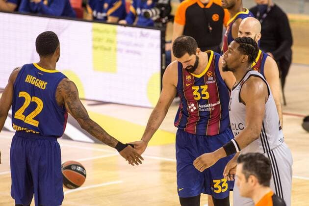 February 26, 2021, Barcelona, Catalonia, Spain: Nikola Miroti? and Cory Higgins, of Barcelona celebrate a point during Turkish Airlines Euroleague, match between FC Barcelona, Barca Basquet and ASVEL Lyon-Villeurbanne at Palau Blaugrana. Barcelona Spain - ZUMAs197 20210226_zaa_s197_227 Copyright: xThiagoxPrudenciox