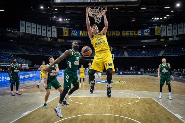 Basketball Berlin 26 02 2021 Season 2020 2021 Euroleague Regular Season Alba Berlin Panathinaikos Athens Ben Lammers Alba Berlin, No 50 Ben Bentil Panathinaikos, No 50