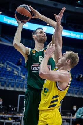 Basketball Berlin 26 02 2021 Season 2020 2021 Euroleague Regular Season Alba Berlin Panathinaikos Athens Georgios Papagiannis Panathinaikos, No 06 Luke Sikma Alba Berlin, No 43