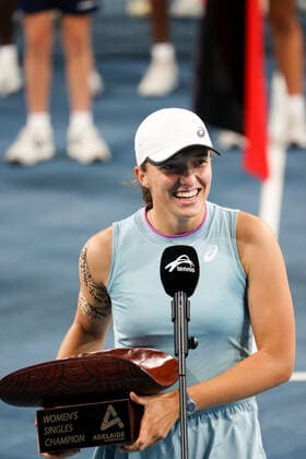 ADELAIDE, AUSTRALIA - FEBRUARY 27: Winner Iga Swiatek of Poland speaking after her singles final match on day six of the Adelaide International tennis tournament at Memorial Drive on February 27, 2021 in Adelaide, Australia. (Photo by Peter Mundy Speed Media Icon Sportswire) TENNIS: FEB 27 - Adelaide International Icon210227172