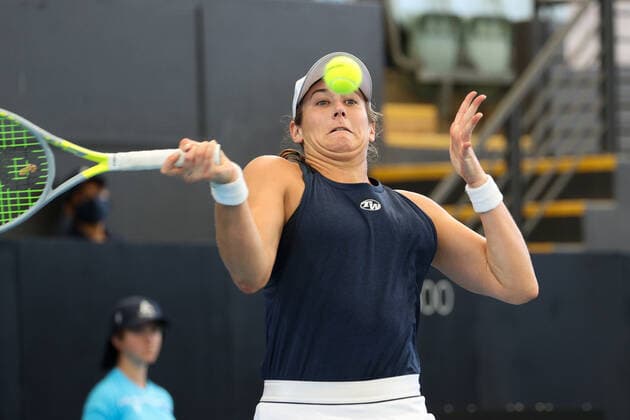 ADELAIDE, AUSTRALIA - FEBRUARY 27: Hayley Carter of United States and Luisa Stefani of Brazil plays a shot against Alexa Guarachi of Chile and Desirae Krawczyk of United States in their doubles final match on day six of the Adelaide International tennis tournament at Memorial Drive on February 27, 2021 in Adelaide, Australia. (Photo by Peter Mundy Speed Media Icon Sportswire) TENNIS: FEB 27 - Adelaide International Icon210227044