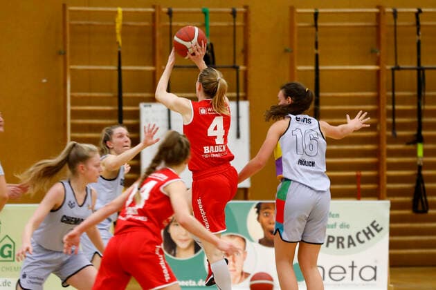 27 02 2021, 2 Toyota Damen Basketball Bundesliga Nord, DBBL, Saison 2020 2021, Damen, Chemcats Chemnitz BG 89 Avides Hurricanes Andrea Baden, BG 89 Avides Hurricanes Chemnitz Sporthalle am Schlossteich Sachsen Germany