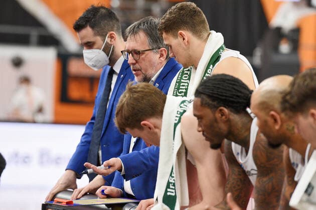 Silvano Poropat Syntainics MBC Haed Coach GER, Ratiopharm Ulm vs Syntainics MBC Basketball , Men ,esaycredit, Basketball Bundesliga , 21 Spieltag , 27 02 2021 Foto Eibner Tobias Baur GER, Ratiopharm Ulm vs Syntainics MBC Basketball Bundesliga , 21 Ligaspieltag , Saion 2020 2021, 27 02 2021 Neu Ulm Copyright: xBaur xEibner-Pressefotox EP_Toba
