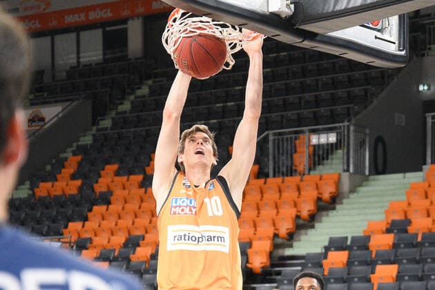 Christoph Philipps Ratiopharm Ulm 10 GER, Ratiopharm Ulm vs Syntainics MBC Basketball , men ,esaycredit, Basketball Bundesliga , 21 matchday , 27 02 2021 Foto Eibner Tobias Baur GER, Ratiopharm Ulm vs Syntainics MBC Basketball Bundesliga , 21 league matchday , season 2020 2021, 27 02 2021 New Ulm Copyright: xBaur xEibner-Pressefotox EP_Toba