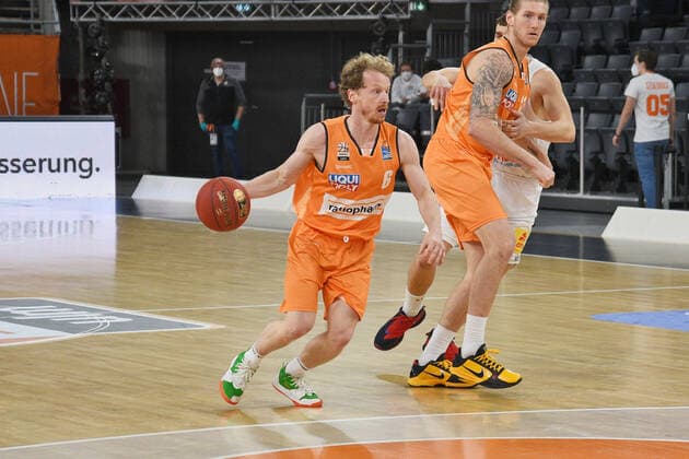 Per Guenther Ratiopharm Ulm 6 GER, Ratiopharm Ulm vs Syntainics MBC Basketball , men ,esaycredit, Basketball Bundesliga , 21 matchday , 27 02 2021 Foto Eibner Tobias Baur GER, Ratiopharm Ulm vs Syntainics MBC Basketball Bundesliga , 21 league matchday , season 2020 2021, 27 02 2021 New Ulm Copyright: xBaur xEibner-Pressefotox EP_Toba