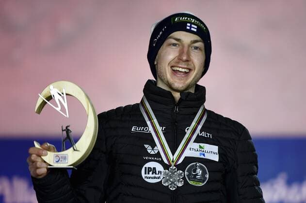 Finnish nordic combined athlete Ilkka Herola received his silver medal of the men s 10km individual Gundersen Nordic Combined event at the FIS Nordic Ski World Championships in Oberstdorf, Germany, on February 27, 2021. Oberstdorf Germany LKFTJK20210227205535CWDL  Copyright: xEmmixKorhonenx