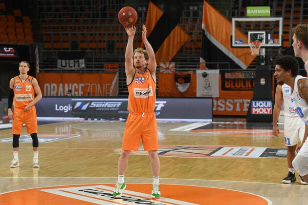 Per Guenther Ratiopharm Ulm 6 GER, Ratiopharm Ulm vs Syntainics MBC Basketball , men ,esaycredit, Basketball Bundesliga , 21 matchday , 27 02 2021 Foto Eibner Tobias Baur GER, Ratiopharm Ulm vs Syntainics MBC Basketball Bundesliga , 21 league matchday , season 2020 2021, 27 02 2021 New Ulm Copyright: xBaur xEibner-Pressefotox EP_Toba