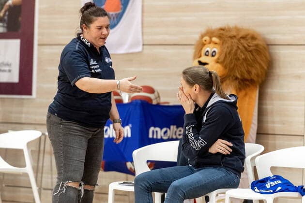 Sandra Rosanke Head Coach, GISA Lions SV Halle and Rachael Vanderwal Co Coach, GISA Lions SV Halle GISA Lions SV Halle vs SNP BasCats USC Heidelberg Basketball 1 Bundesliga ERDGAS Sportarena Halle Saale 27 02 2021 Foto Holger John Sachsen Anhalt Germany ERDGAS Sportarena Halle Saale