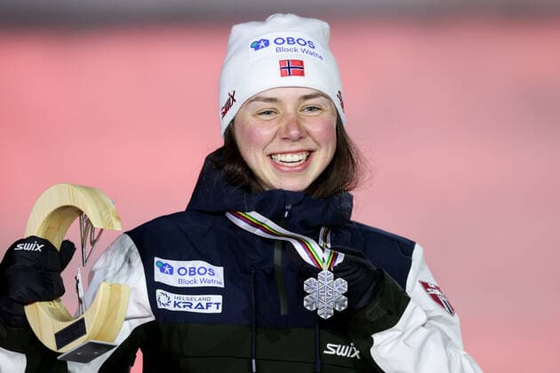 NORDIC SKIING - FIS Nordic World Ski Championships Oberstdorf 2021 OBERSTDORF,GERMANY,27.FEB.21 - NORDIC SKIING, NORDIC COMBINED - FIS Nordic World Ski Championships, ladies, award ceremony. Image shows Mari Leinan Lund (NOR). Keywords: medal. GEPAxpictures xChristianxWalgram