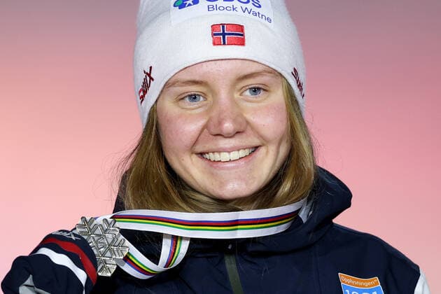 NORDIC SKIING - FIS Nordic World Ski Championships Oberstdorf 2021 OBERSTDORF,GERMANY,27.FEB.21 - NORDIC SKIING, NORDIC COMBINED - FIS Nordic World Ski Championships, ladies, award ceremony. Image shows Marte Leinan Lund (NOR). Keywords: medal. GEPAxpictures xChristianxWalgram